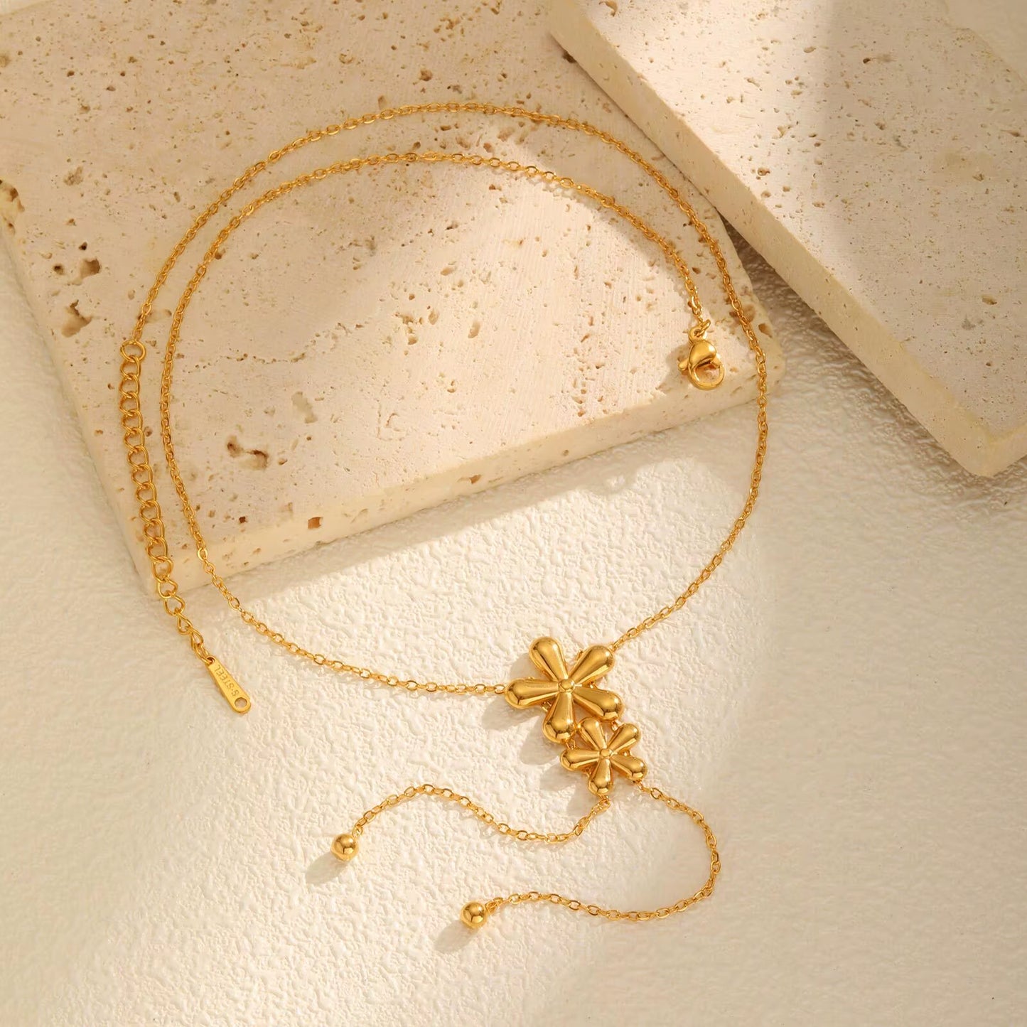 Double Flower Plant Pendant Women Necklace Golden Stainless Steel Chain Neck Exquisite Jewelry Gifts for Girlfriend Mother