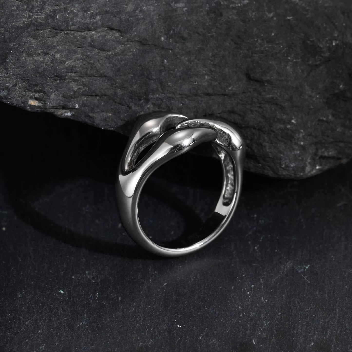 Rock Punk Claw Ring for Men Boys,Waterproof Stainless Steel Dinosaur Claw Ring,Causal Jewelry Halloween Gift