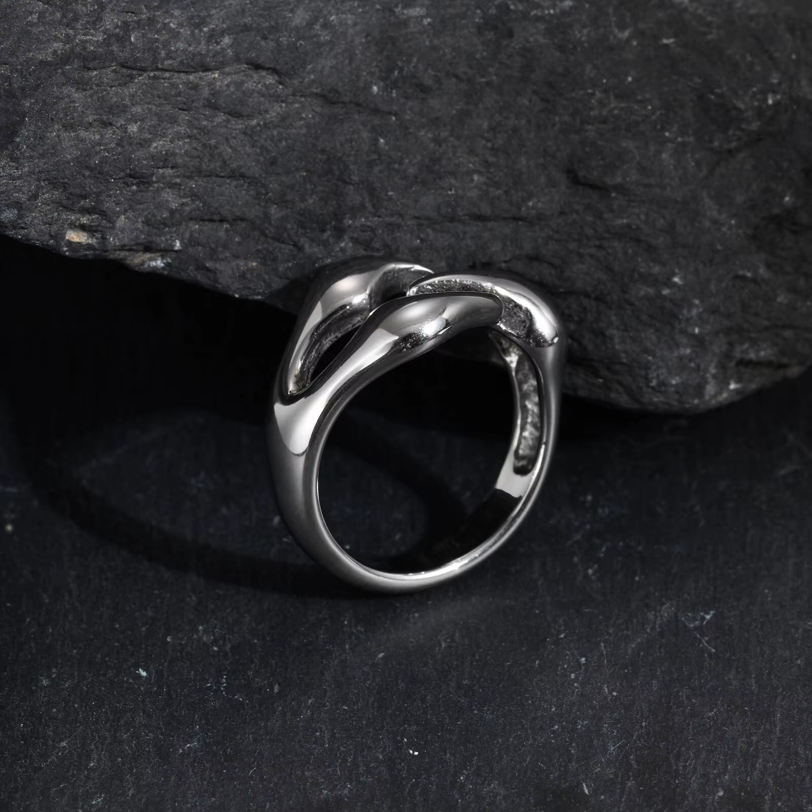 Rock Punk Claw Ring for Men Boys,Waterproof Stainless Steel Dinosaur Claw Ring,Causal Jewelry Halloween Gift