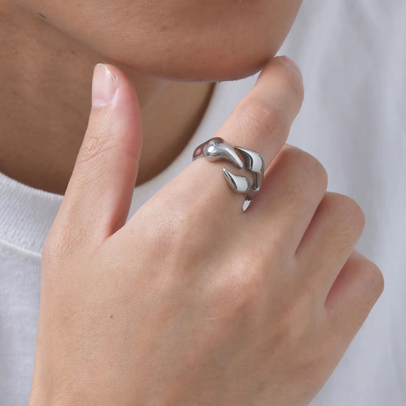 Rock Punk Claw Ring for Men Boys,Waterproof Stainless Steel Dinosaur Claw Ring,Causal Jewelry Halloween Gift