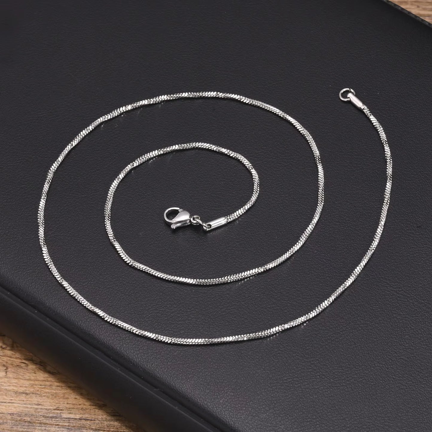 2Mm Unisex Square Snake Chain Necklace, Women Men Twisted Stainless Steel Snake Link Chain Collar, Simple Minimalist Choker