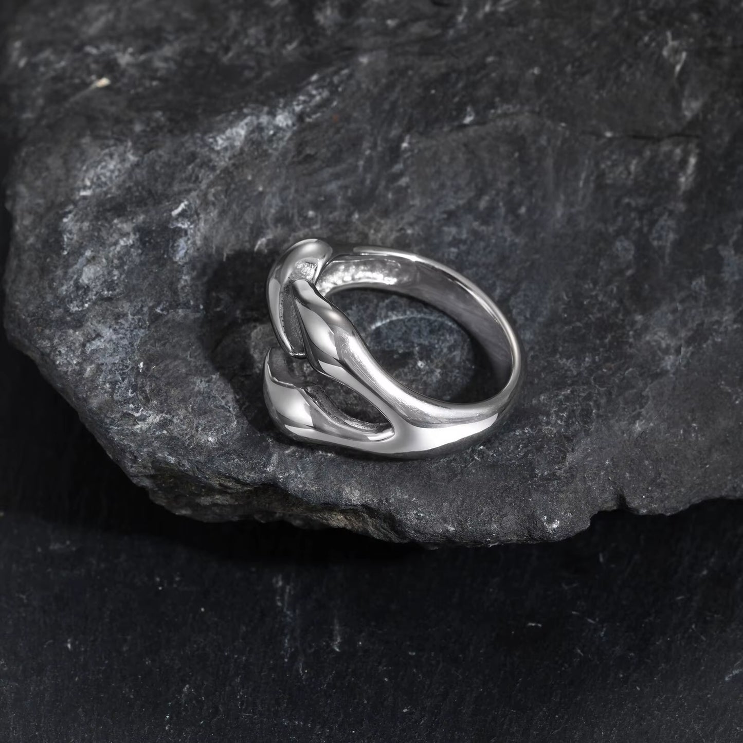 Rock Punk Claw Ring for Men Boys,Waterproof Stainless Steel Dinosaur Claw Ring,Causal Jewelry Halloween Gift